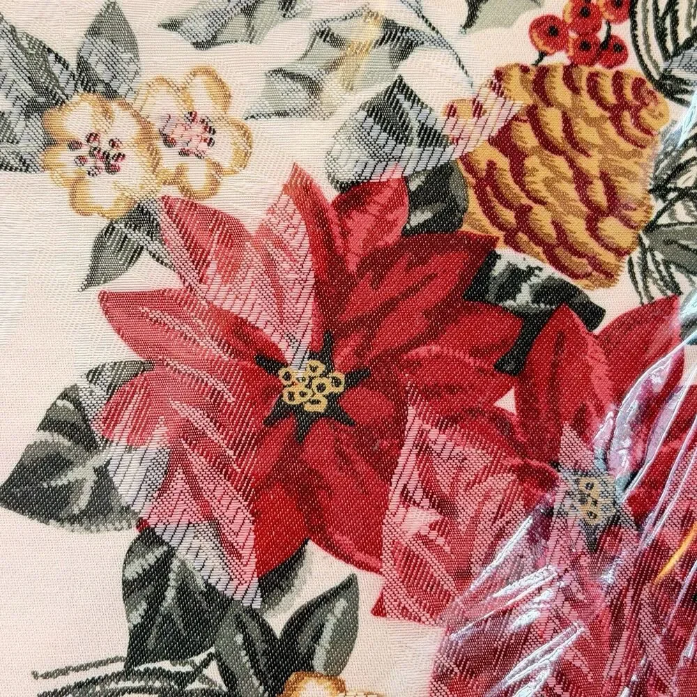 Vintage Wilton Court Winter Bouquet Scarlet Christmas Tablecloth 60x104 NIP
